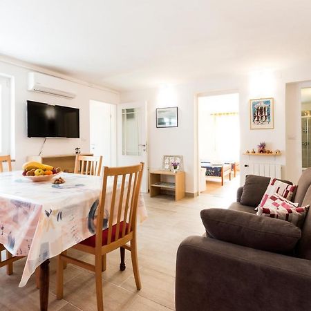 PUY Apartment Katarina מראה חיצוני תמונה