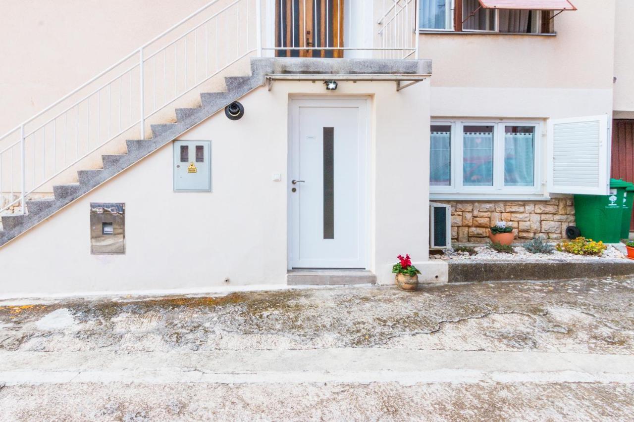 PUY Apartment Katarina מראה חיצוני תמונה