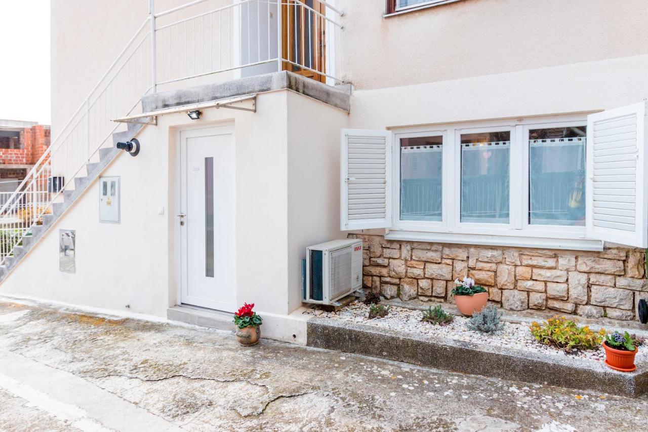 PUY Apartment Katarina מראה חיצוני תמונה