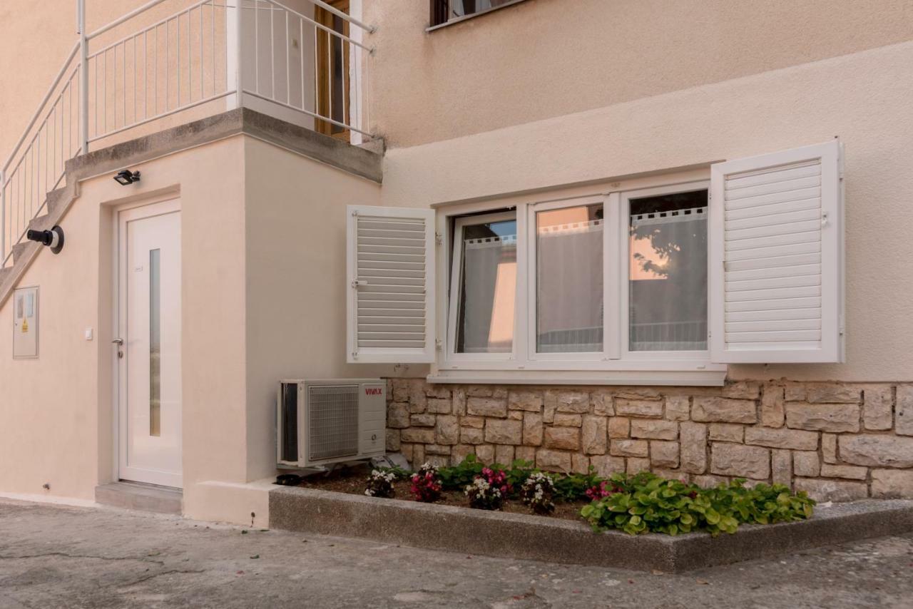 PUY Apartment Katarina מראה חיצוני תמונה